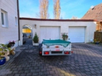 Garagen - Geisenfeld! Wohnhaus mit Holzkamin, Freisitz, Nebengebäude, 2 Garagen, Keller und großem Garten!
