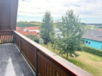 Balkon - Großzügiges Einfamilienhaus mit einem Traumgarten, Terrasse, Balkon, Garage und Solaranlage!