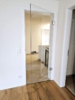 Glastüre zum Wohnbereich - Hohenwart! 4-ZKB Erdgeschoss-Whg. + 46 m² Hobbykeller, Privatgarten, Fußbodenheizung, elektrische Rollläden, Videosprechanlage, Garage u. Stellplatz!