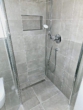 Dusche - Bad Souterrain - 4-ZKB mit 101 m² Wohn-/Nutzfläche im Erdgeschoss (Hochparterre) und Souterrain! 2 Bäder! FBH/elektr. Rollläden/Videosprech./Carport + Stellplatz!