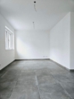 Ess- und Wohnbereich Erdgeschoss - 4-ZKB mit 101 m² Wohn-/Nutzfläche im Erdgeschoss (Hochparterre) und Souterrain! 2 Bäder! FBH/elektr. Rollläden/Videosprech./Carport + Stellplatz!