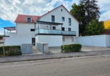Außenansicht - Pörnbach! 4-ZKB EG-Whg.+40 m² interner Keller, Einbaukü., Garten, elektr. Rollläd., FBH, 2 x Garage!