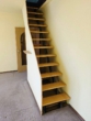 Treppe zum Spitzboden - Wohnung OG - Pfaffenhofen! Zweifamilienhaus mit Wintergarten, PV-Anlage, großer Garage und Garten! Zentrale Lage!