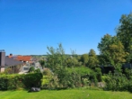 Ausblick vom Garten - Wolnzach! Wohnhaus mit zwei Wohneinheiten und großem Grundstück! Kachelofen/Wintergarten/Pool/Sauna!