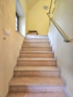 Treppe zum Dachgeschoss - Wolnzach! Wohnhaus mit zwei Wohneinheiten und großem Grundstück! Kachelofen/Wintergarten/Pool/Sauna!