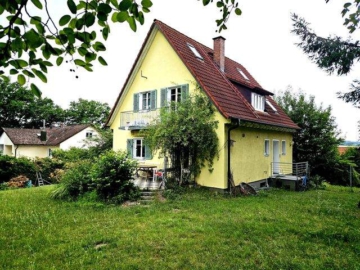 Oberpaindorf! Einfamilienhaus mit großem Garten, zwei Terrassen, Balkon, Stellplatz und Garage!, 85293 Oberpaindorf, Einfamilienhaus