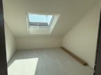 Kinderzimmer - Erstbezug! 3,5-Zimmer DG-Whg. in Hohenwart mit FBH, elektr. Rollläden, Garage und Außenstpl.