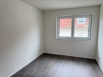 Kinderzimmer - 3-ZKB Obergeschoss-Whg. mit ca. 9,90 m² Süd-Balkon, elektr. Rollläd., FBH., Videosprecha. u. TG-STP!